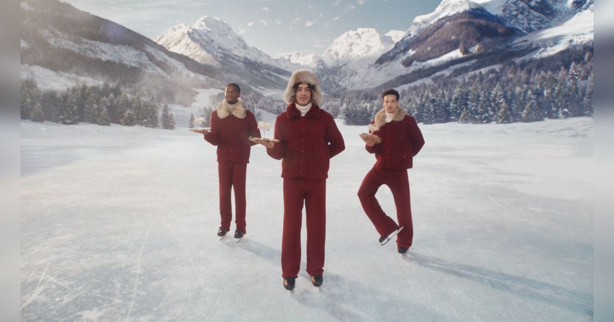 Baileys Launches Holiday Campaign Centered on Spontaneous Indulgence