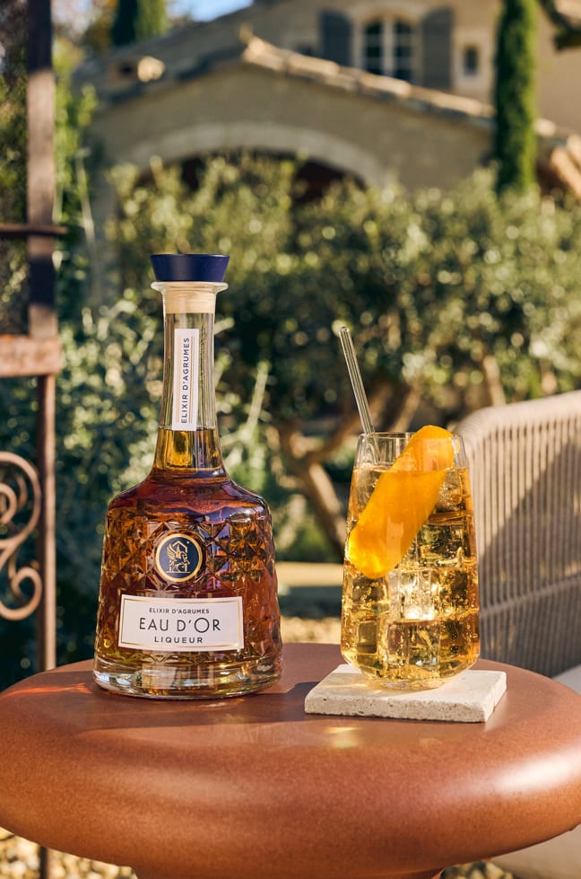 Eau d'Or Liqueur Debuts With Two Spritz Recipes