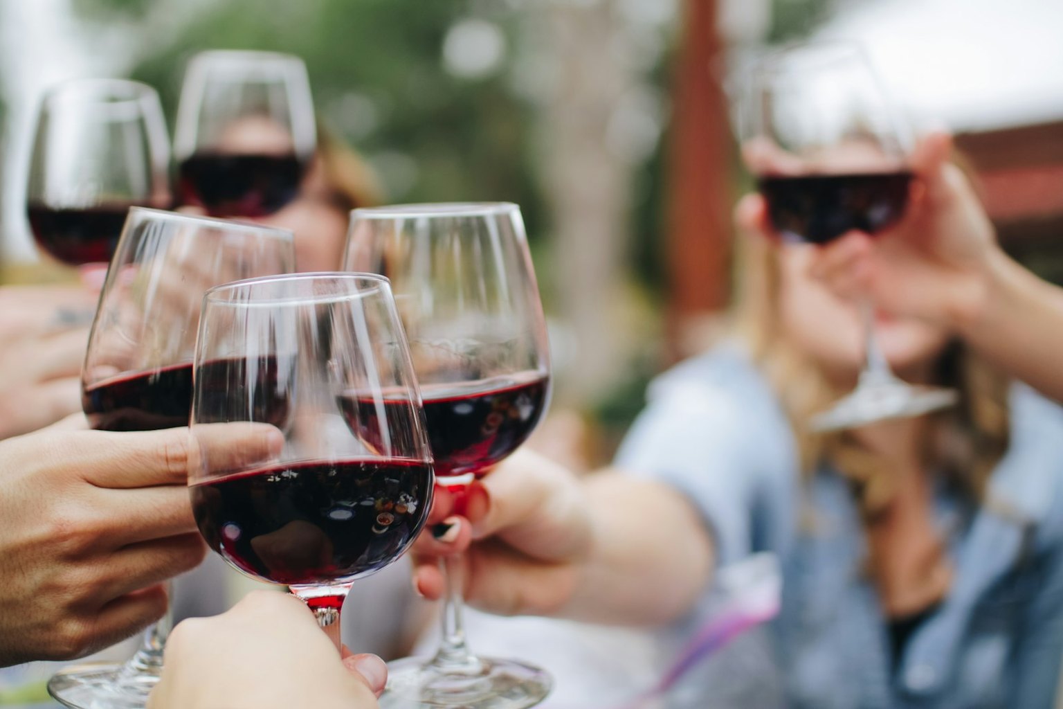 Ver Vino Wins 'Best Vegan Artisan Wine Curator' at Global Awards